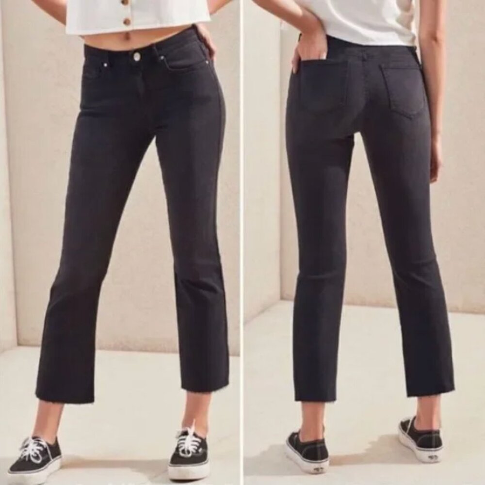 PacSun High Rise Kick Flare Raw Hem Jeans Size 27, Black